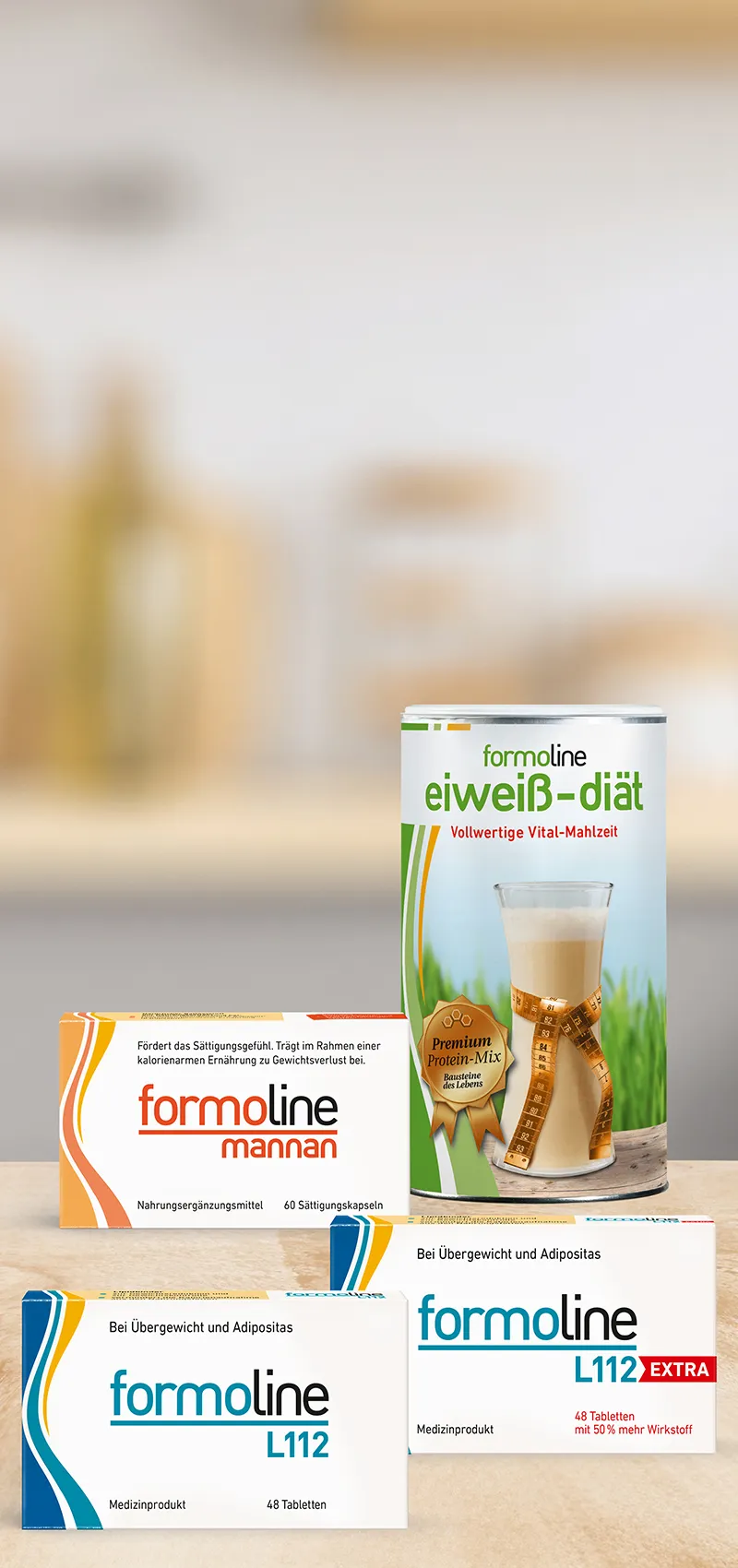 formoline Produkte auf Holzoberfläche in heller Küche.