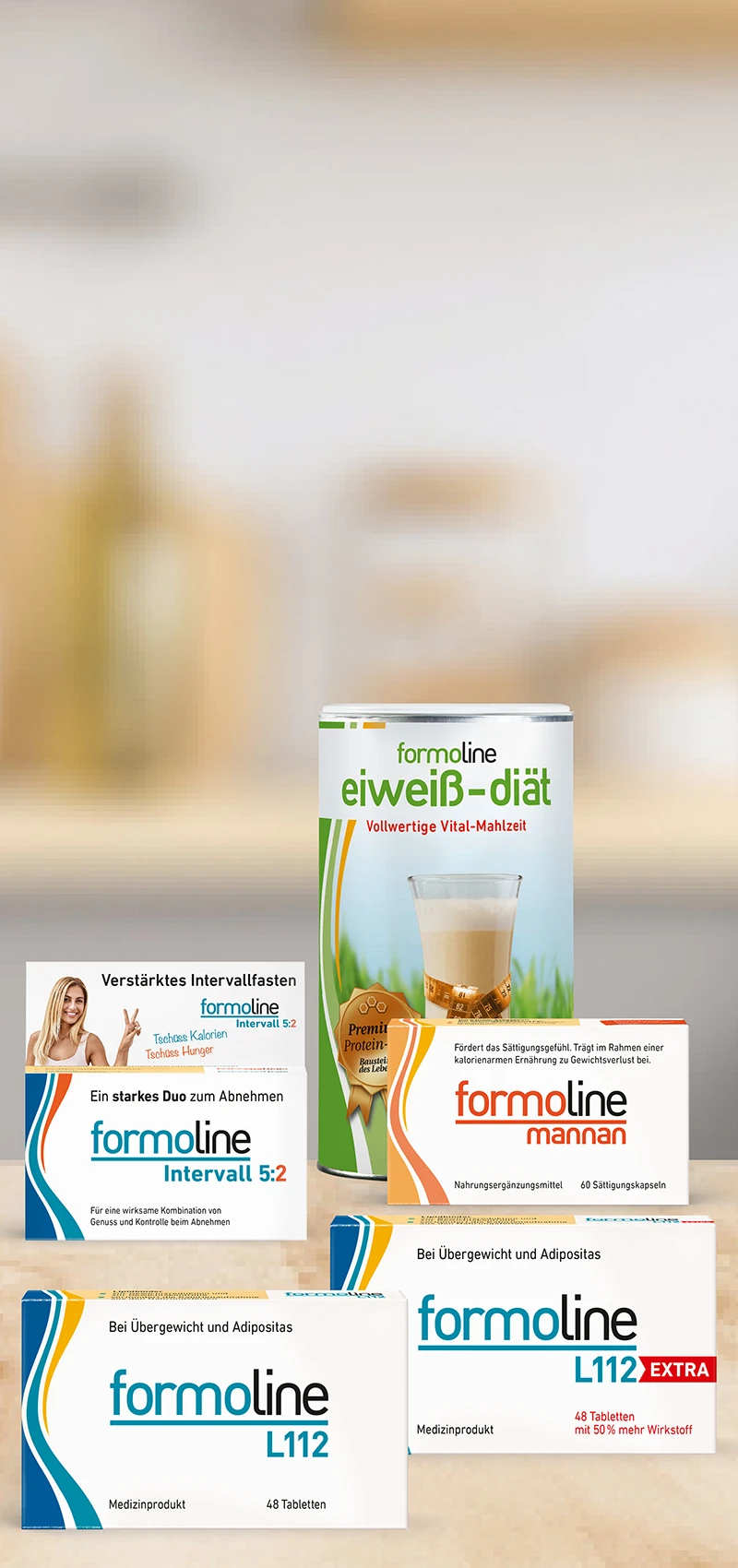 formoline Produkte auf Holzoberfläche in heller Küche.